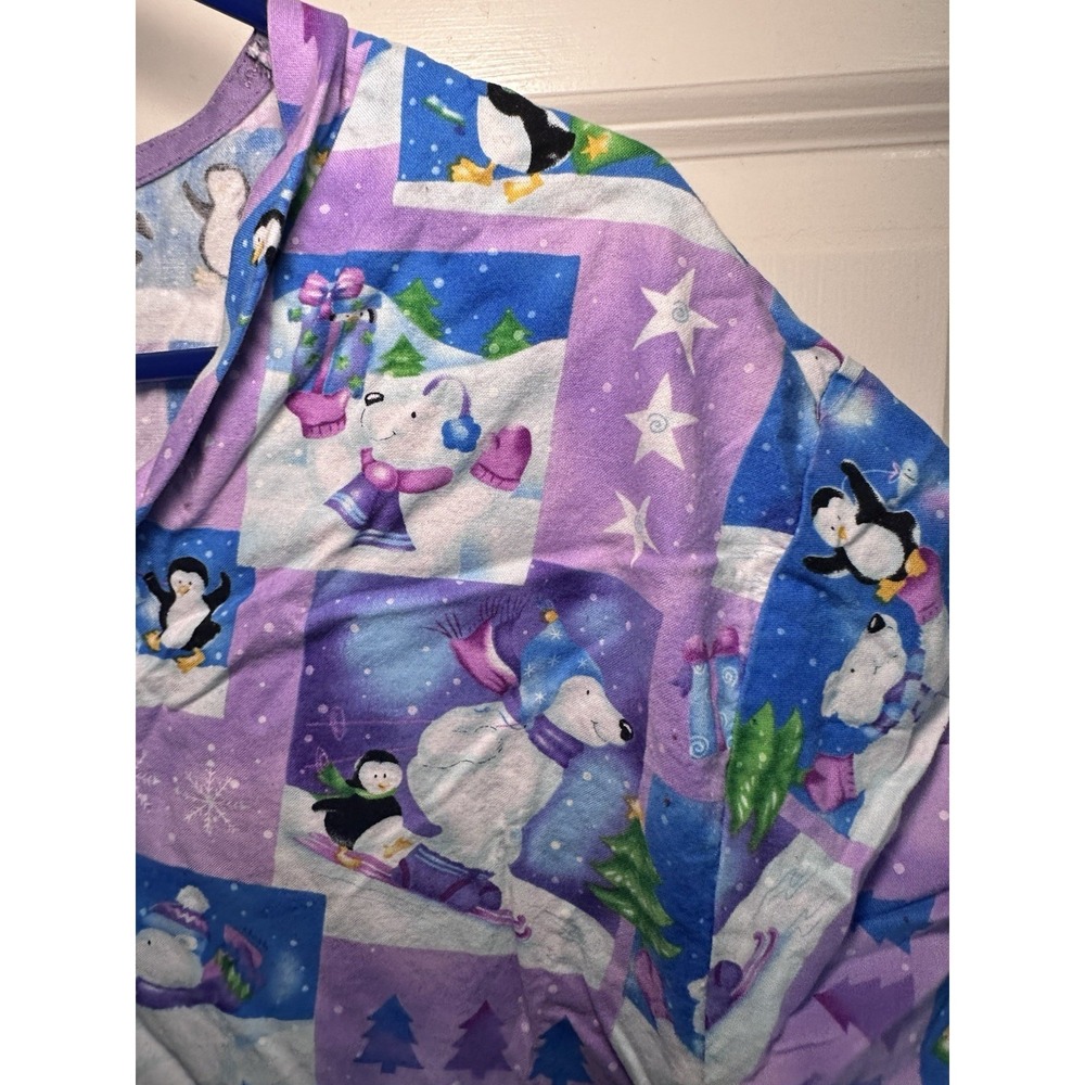 Women's Purple Scrub Top Size Medium - Picture 3 of 4